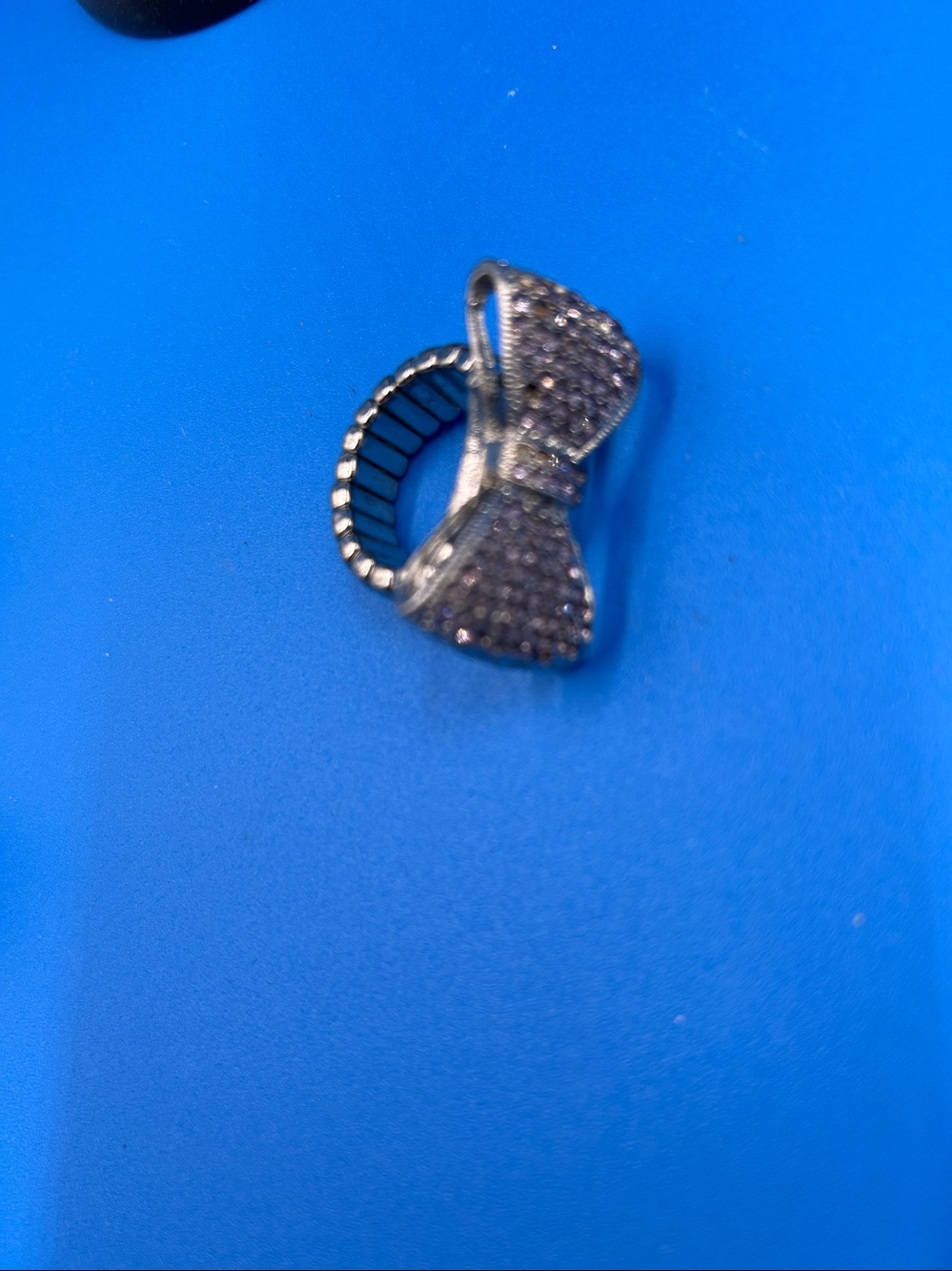 Bow Ring with Purple Crystals - Picture 3 of 3